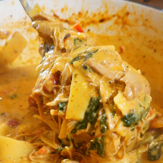 Tuscan Chicken Lasagna Soup