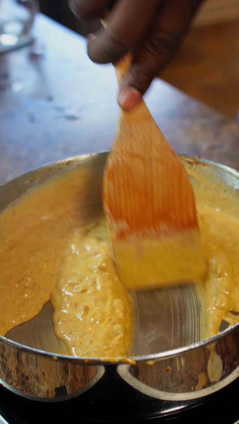 chicken and noodles sauce in a pan directions